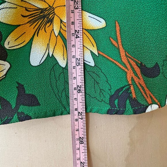 emerald green and yellow flower blouse - Picture 9 of 15